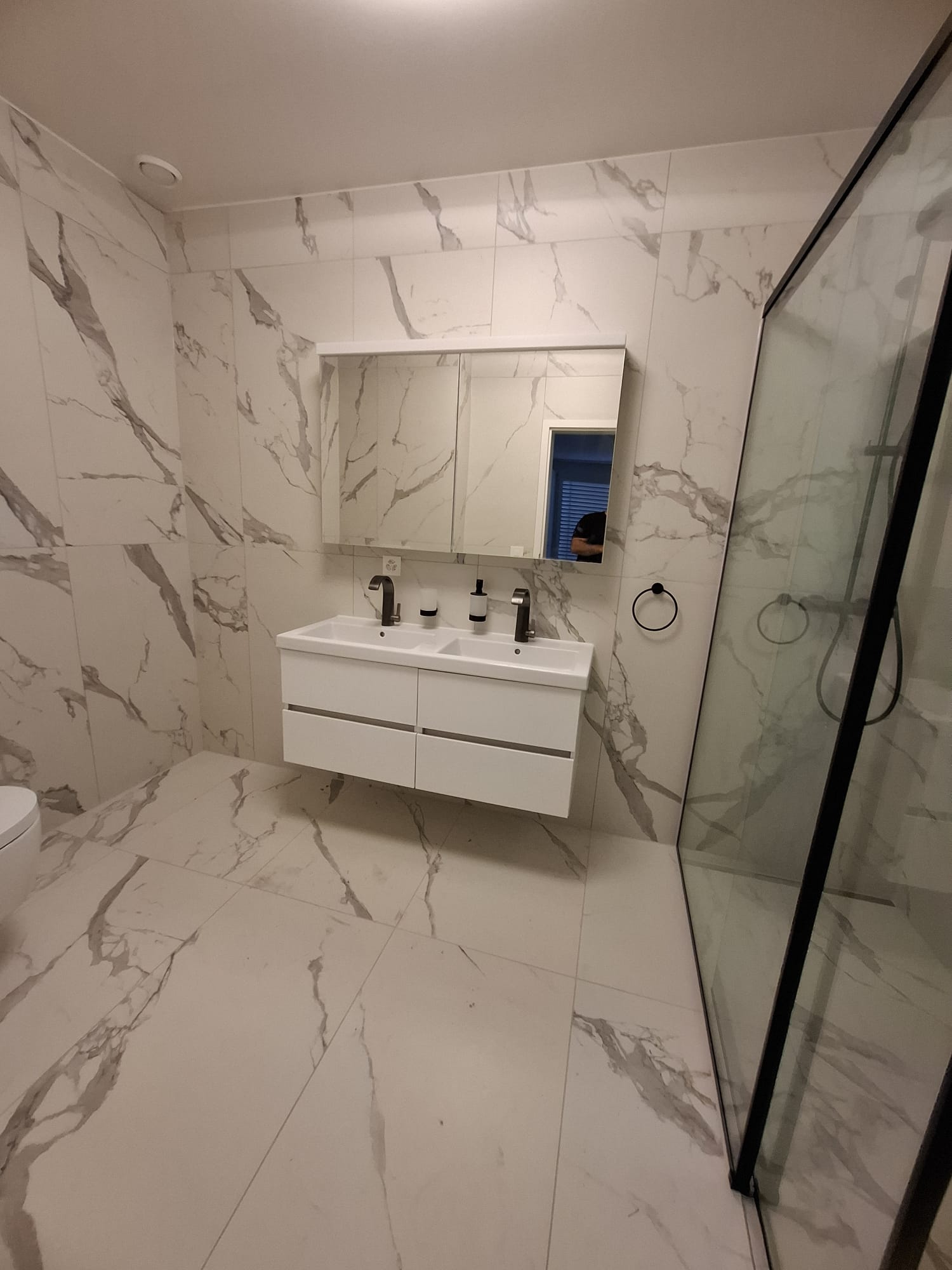Badezimmer in Baden nach dem vollständigen Umbau – Detailaufnahme 5
