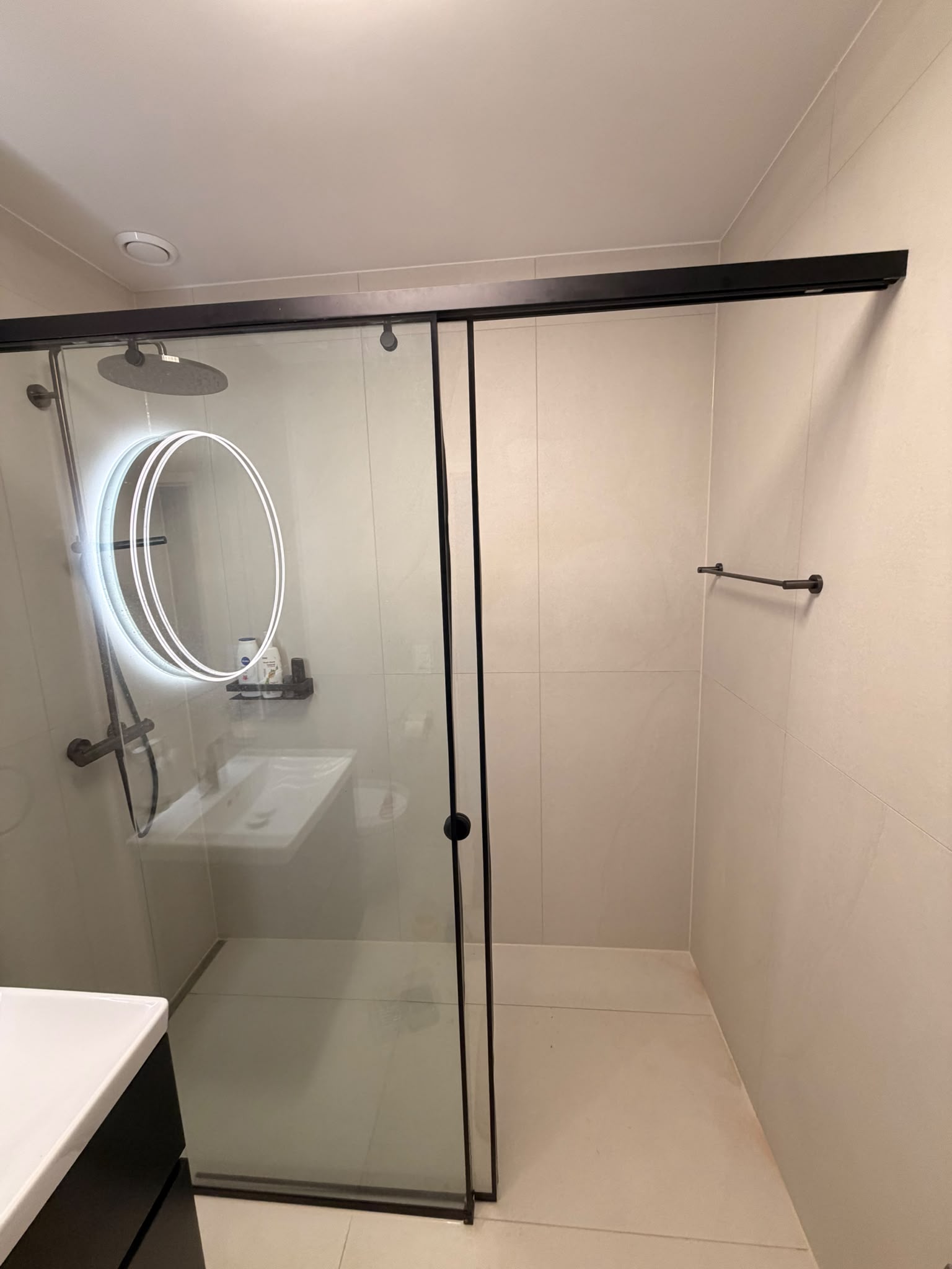 Badezimmer in Baden nach dem vollständigen Umbau – Detailaufnahme 7